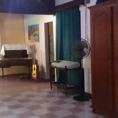 Maison D'Hotes Villa Mont Du Pelerin A Toamasina Madagascar Exteriör bild